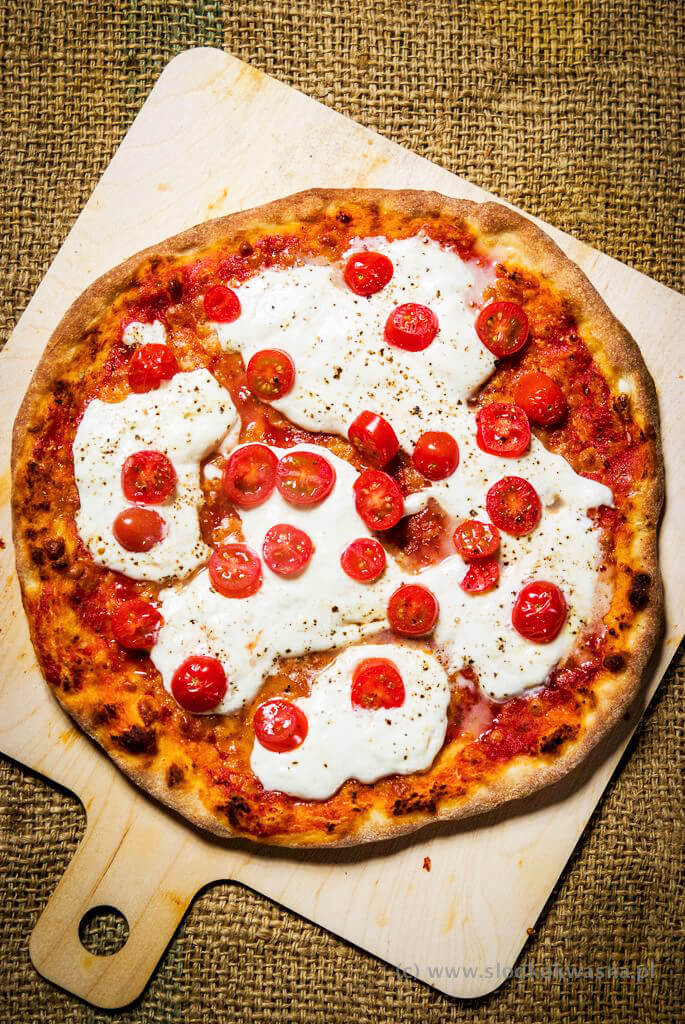 fot cookandwatch com DSCF1224 New York pizza. Klasyczna pizza w stylu nowojorskim